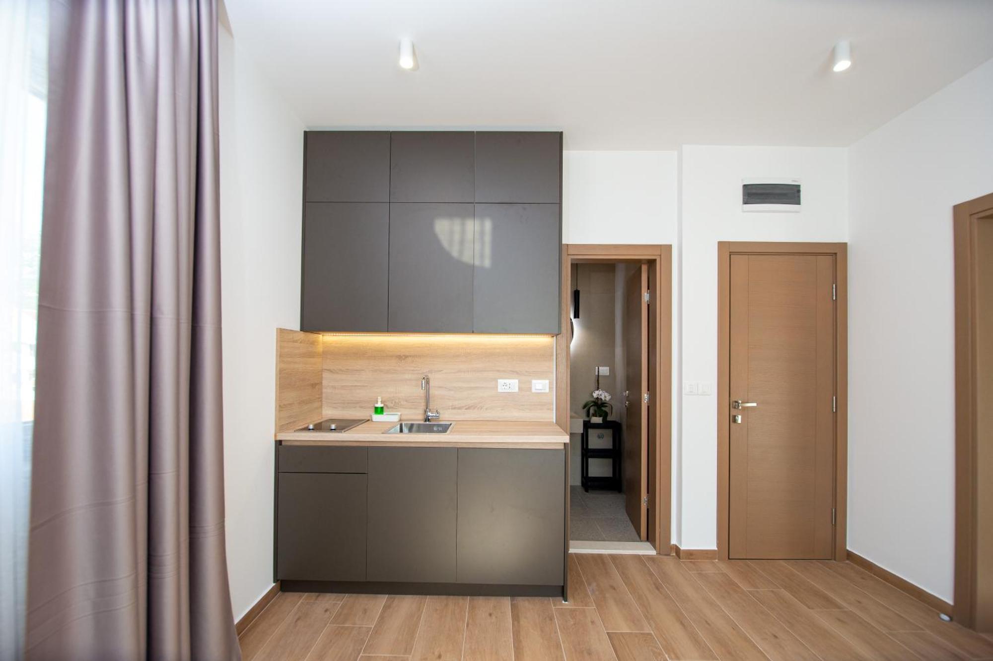 Apartments Sirena - Modern Stay With Free Parking Budva Kültér fotó